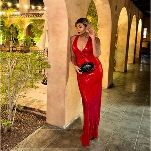 The festive sequin red dress